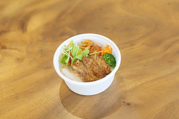 さつま芋ご飯とフライドチキン