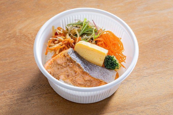 【５月】鮭の葱味噌焼き丼