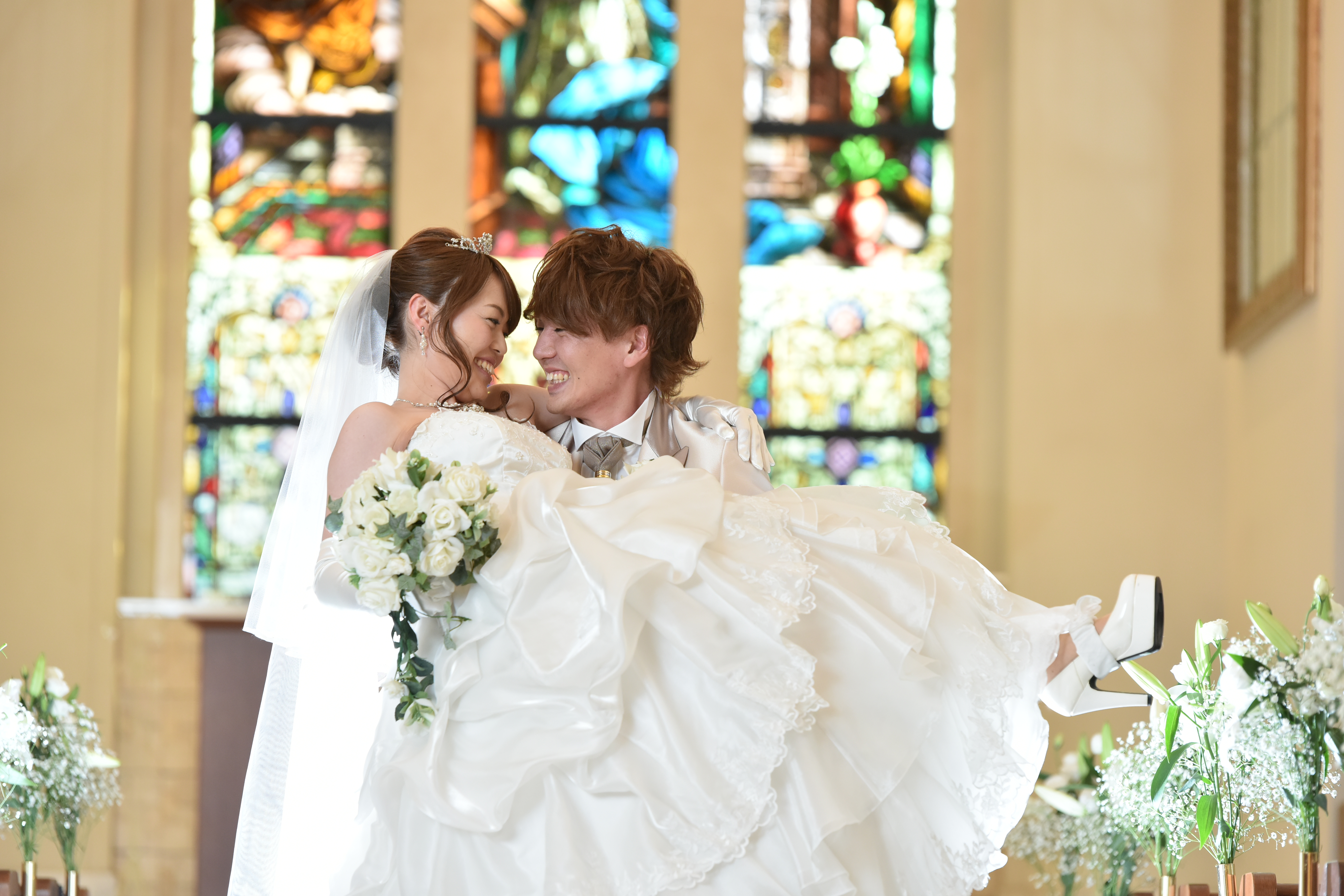 憧れのお姫様抱っこ マリエール太田 群馬県太田市の結婚式場 披露宴会場 挙式